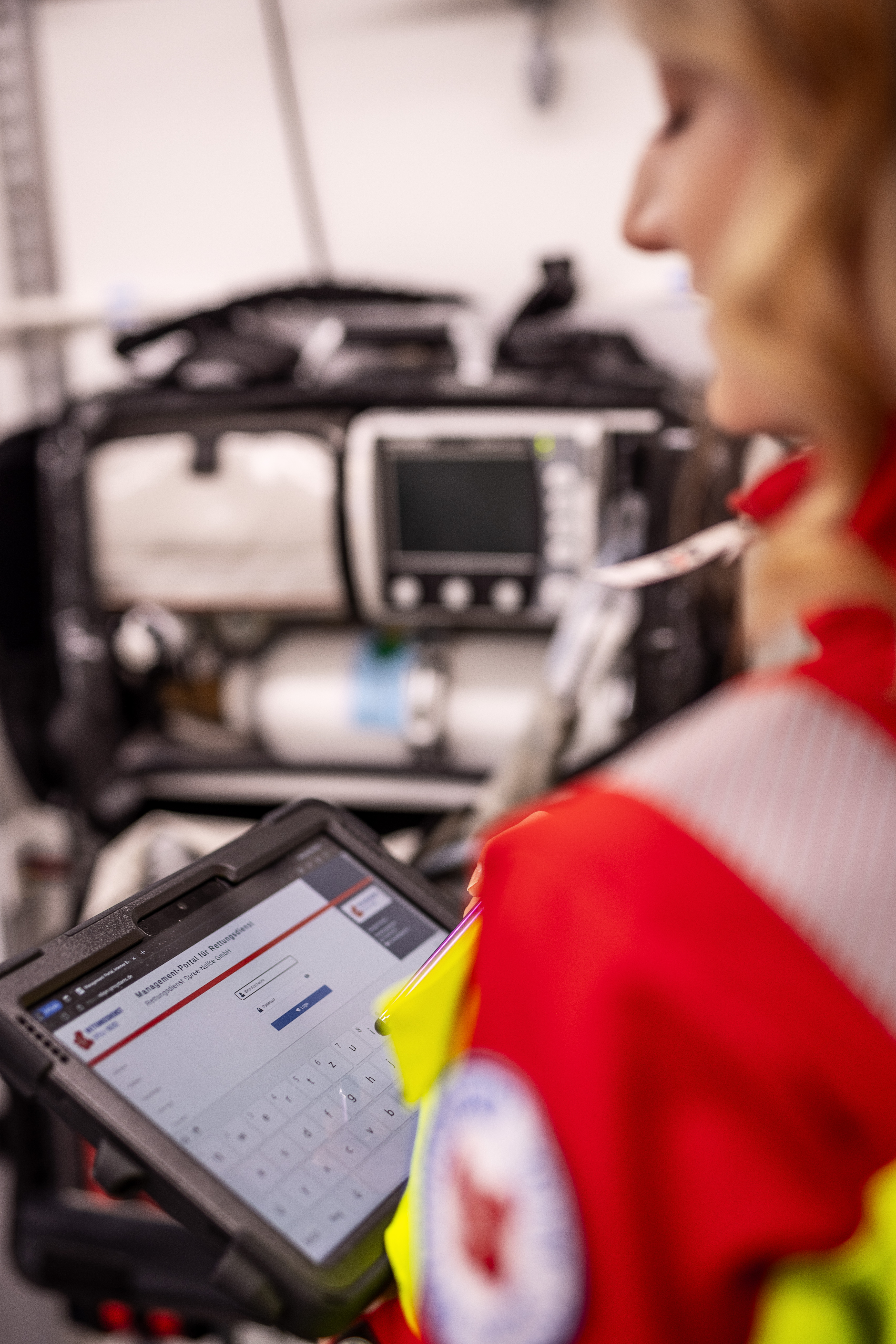 Übergabe der Tablets mit der neuen Aldente IT-Software